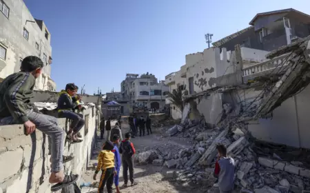 مسؤول: الوضع في غزة يزداد سوءا كل ساعة