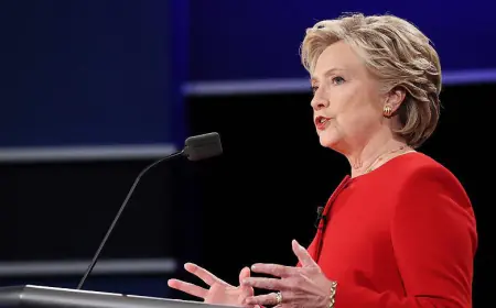 هيلاري كلينتون تنتقد نتنياهو