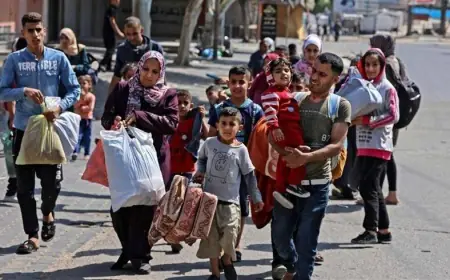 (335) ألف طفل مهددون بالوفاة في غزة