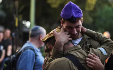 مقتل ضابطين إسرائيليين في غزة