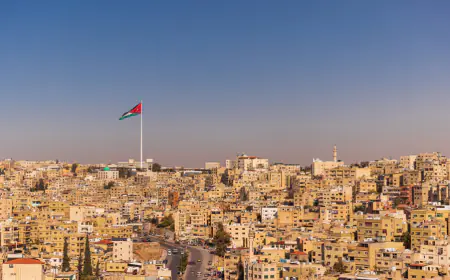 ارتفاع قليل في درجات الحرارة وأجواء باردة,, الاثنين