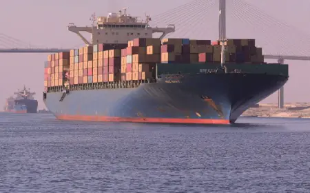 بنسبة 40بالمئة.. انخفاض عوائد قناة السويس