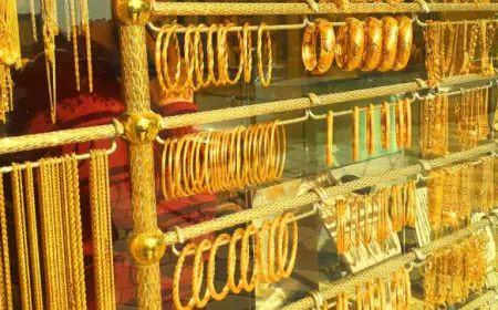 أسعار الذهب في السوق المحلية: عيار 21 يصل إلى 84.2 دينار للغرام