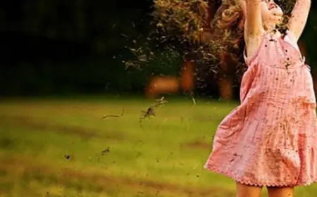 عدد كبير من الهرمونات والنواقل العصبية المرتبطة بالسعادة.. تعرف عليها