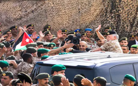 جلالة الملك من المنطقة العسكرية الشرقية: واثق بدور قوات حرس الحدود في الدفاع عن الوطن