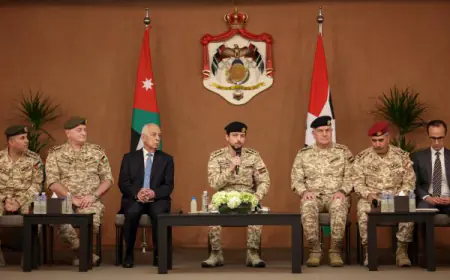 ولي العهد يلتقي مرتبات المستشفى الميداني الأردني 76 العائدين من غزة
