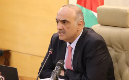 الخصاونة يدعو أمريكا لإنهاء المجزرة  الإسرائيلية في غزة