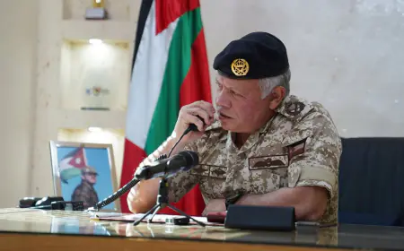 الملك في ذكرى تعريب قيادة الجيش: تحية لجيشنا العربي المصطفوي