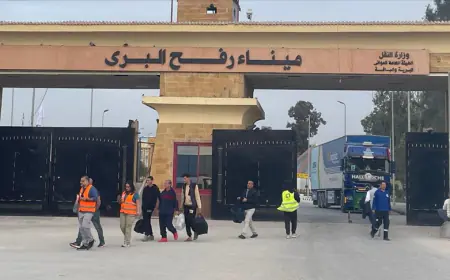 إجلاء 61 أردنياً في قطاع غزة عبر معبر رفح المصري