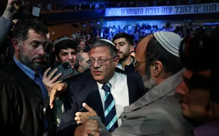 إسرائيليون يطالبون بإعادة  بناء المستوطنات في غزة