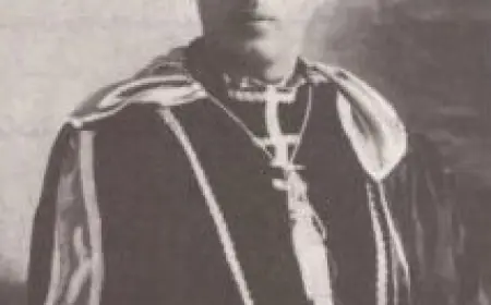 حين اجتمع "المالح والحلو والحامض والمر" .. في جلسة واحدة