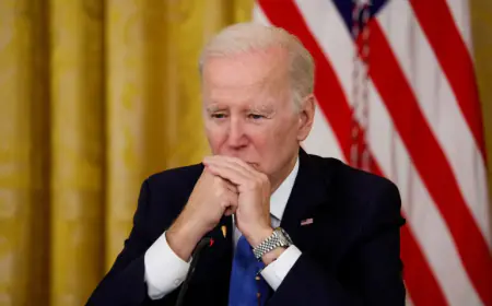 بايدن يواجه ضغوط كبيرة من خصومه.. كيف سيرد؟