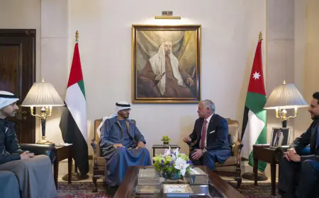 الملك والرئيس الإماراتي يؤكدان على ضرورة وقف إطلاق النار في غزة
