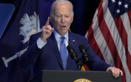 مخاوف بشأن تراجع شعبية بايدن