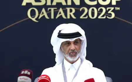 وزير الرياضة القطري يُشيد بمستوى النشامى في كأس آسيا