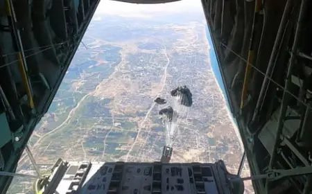 بتوجيهات ملكية مباشرة.. 3 إنزالات جوية مساعدات غذائية في شمال قطاع غزة