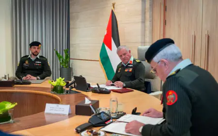 الملك يُشيد بالتزام منتسبي الجيش العربي والأجهزة الأمنية بقيم النخوة والتفاني والشجاعة