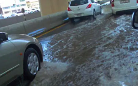 فيديو.. أمطار غزيرة وسيول جارفة  في الإمارات