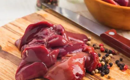 إتلاف كميات كبيرة من الكبدة الفاسدة بالزرقاء