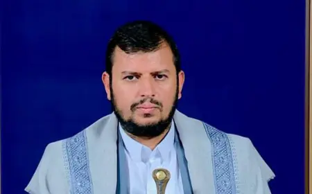 زعييم الحوثيين: لن نسمح بمرور  السفن عبر المحيط