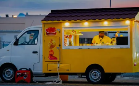 قرار هام لمستأجري عربات الطعام  من الأمانة