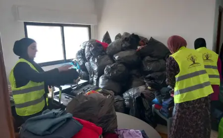 ضمن حملة ضخمة.. اللجان الشبابية في حزب النهج الجديد تقوم بتوزيع كسوة العيد