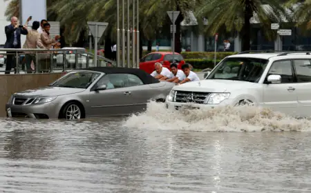 الإمارات..  تمديد العمل عن بُعد بسبب الظروف الجوية
