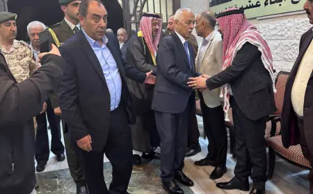 مندوبا عن الملك وولي العهد..العيسوي يعزي عشيرة النسور