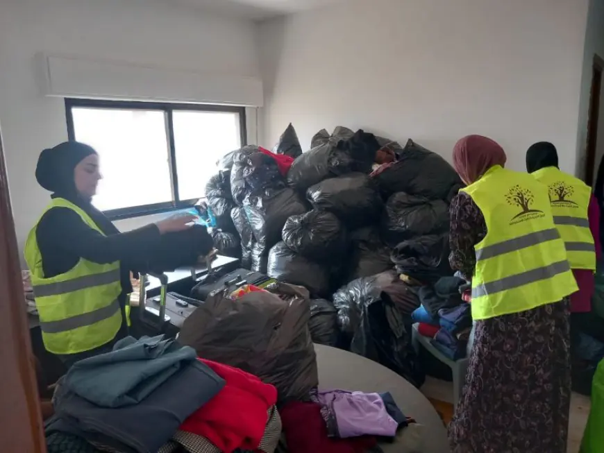 ضمن حملة ضخمة.. اللجان الشبابية في حزب النهج الجديد تقوم بتوزيع كسوة العيد