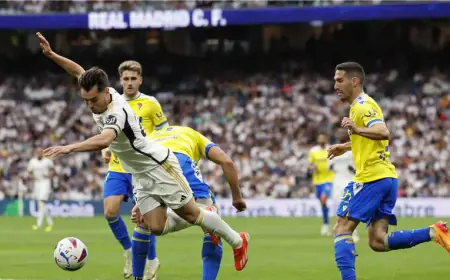 ريال مدريد يعبر قادش بـ ثلاثية