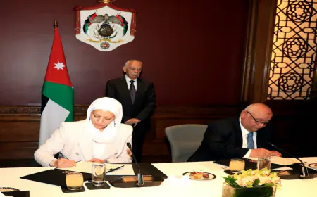 العيسوي يرعى توقيع اتفاقيتين لتنفيذ مشاريع مبادرات ملكية بالبادية الشمالية ومحافظة الزرقاء