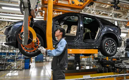 أمريكا تستعد لفرض رسوم جمركية على السيارات الكهربائية الصينية