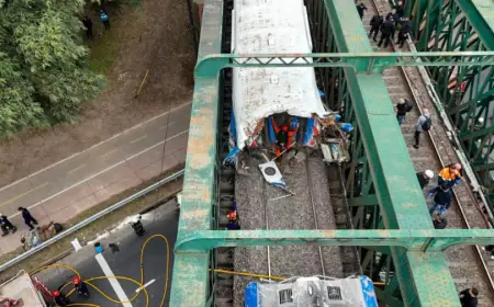 57 إصابة بتصادم قطارين في الأرجنتين