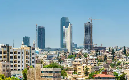 توقعات لزخات خفيفة شمال ووسط  المملكة