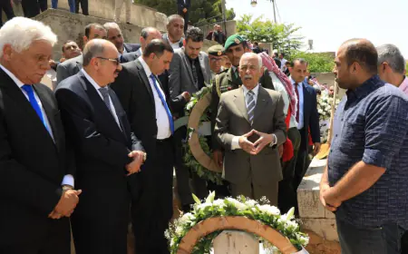 مندوبا عن الملك وولي العهد..  العيسوي يشارك في تشييع جثمان نذير رشيد