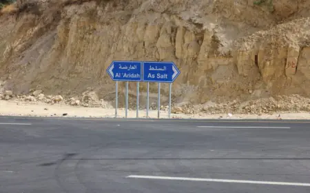 الخصاونة يفتتح طريق السلط - العارضة في محافظة البلقاء