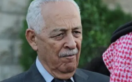 مندوبا عن الملك وولي العهد...العيسوي يعزي قبيلة بني صخر/الفايز