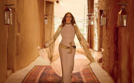 مرتدية خنجر والدها الراحل.. الأميرة الجوهرة بنت طلال تتصدر غلاف مجلة ڤوغ