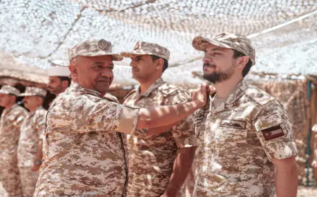 إرادة ملكية بترفيع ولي العهد إلى رتبة رائد