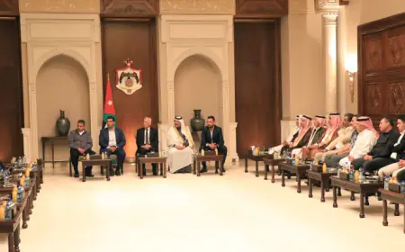 رئيس الديوان الملكي يلتقي وفدا من ملتقى حي الحسين بالمفرق