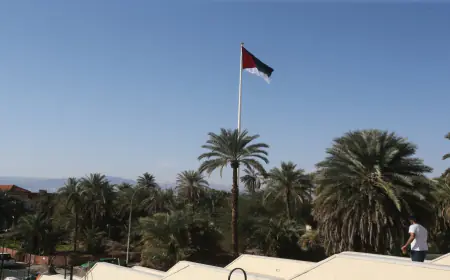 درجة الحرارة  في العقبة الجمعة تلامس 50 مئوية