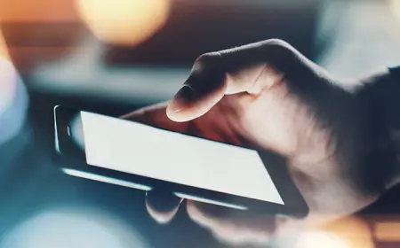 الجرائم الإلكترونية: لا تُحملوا على هواتفكم أي تطبيق خارج المتاجر الرسمية