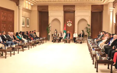 رئيس الديوان الملكي الهاشمي يلتقي رؤساء جمعيات وناشطين الاجتماعيين