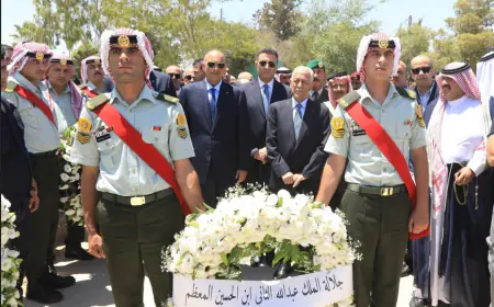 مندوبا عن الملك وولي العهد.. العيسوي يعزي عشيرة الحنيطي