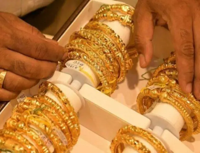 الذهب يسجل 87.70 دينار لعيار 21 في السوق المحلية