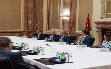 الملك يلتقي مجموعة من حكام ولايات أمريكية من الحزبين  الجمهوري والديمقراطي