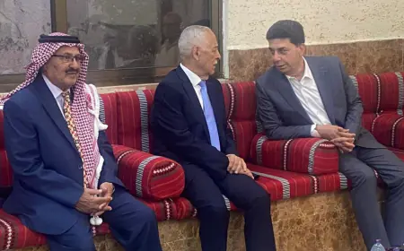 مندوبا عن الملك وولي العهد.. العيسوي يعزي آل المسلماني والقصص