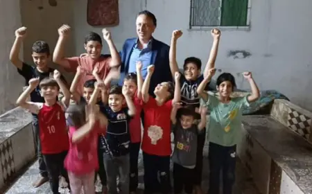 أبو رمان.. الرجل الذي لا يهدأ (صور)