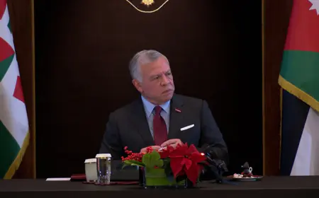 الملك يبحث هاتفيا مع ماكرون وميلوني وترودو جهود وقف التصعيد بالمنطقة