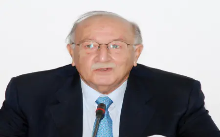 وفاة رئيس الوزراء الأسبق زيد سمير الرفاعي